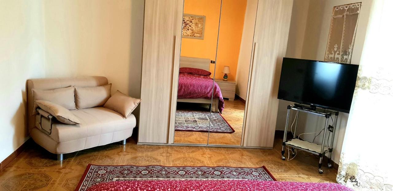 Appartamento Casa Lory Pescina Esterno foto